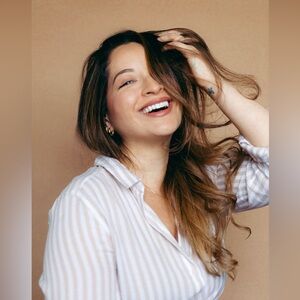 Meet your Posher, Blanca